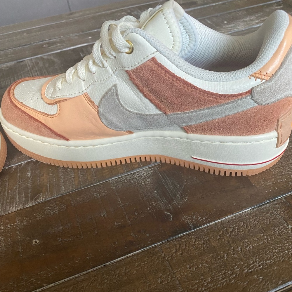 Nike Air Force 1 Low Pink and White Women's Shoes - Picture 3 of 11